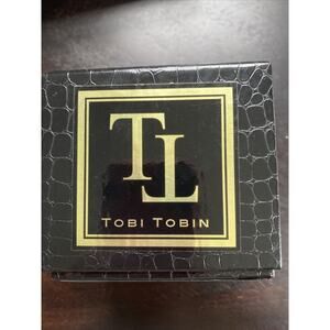 Tobi Tobin Salt Box Citrus Scented Candle 9.0oz/225g New With Box